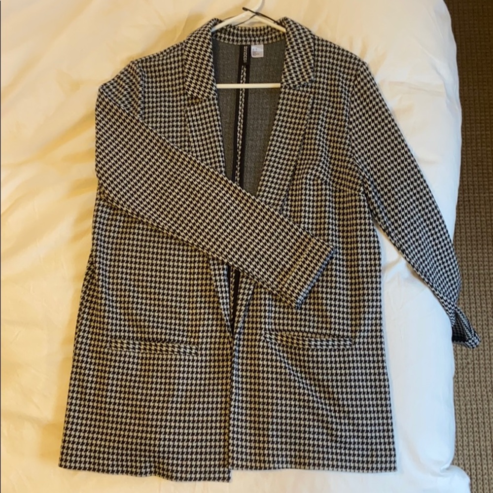 Black and White casual blazer